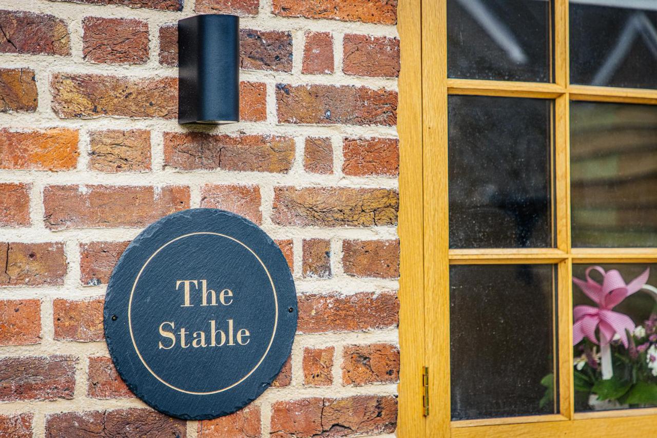 The Stable Appartement Canterbury Buitenkant foto